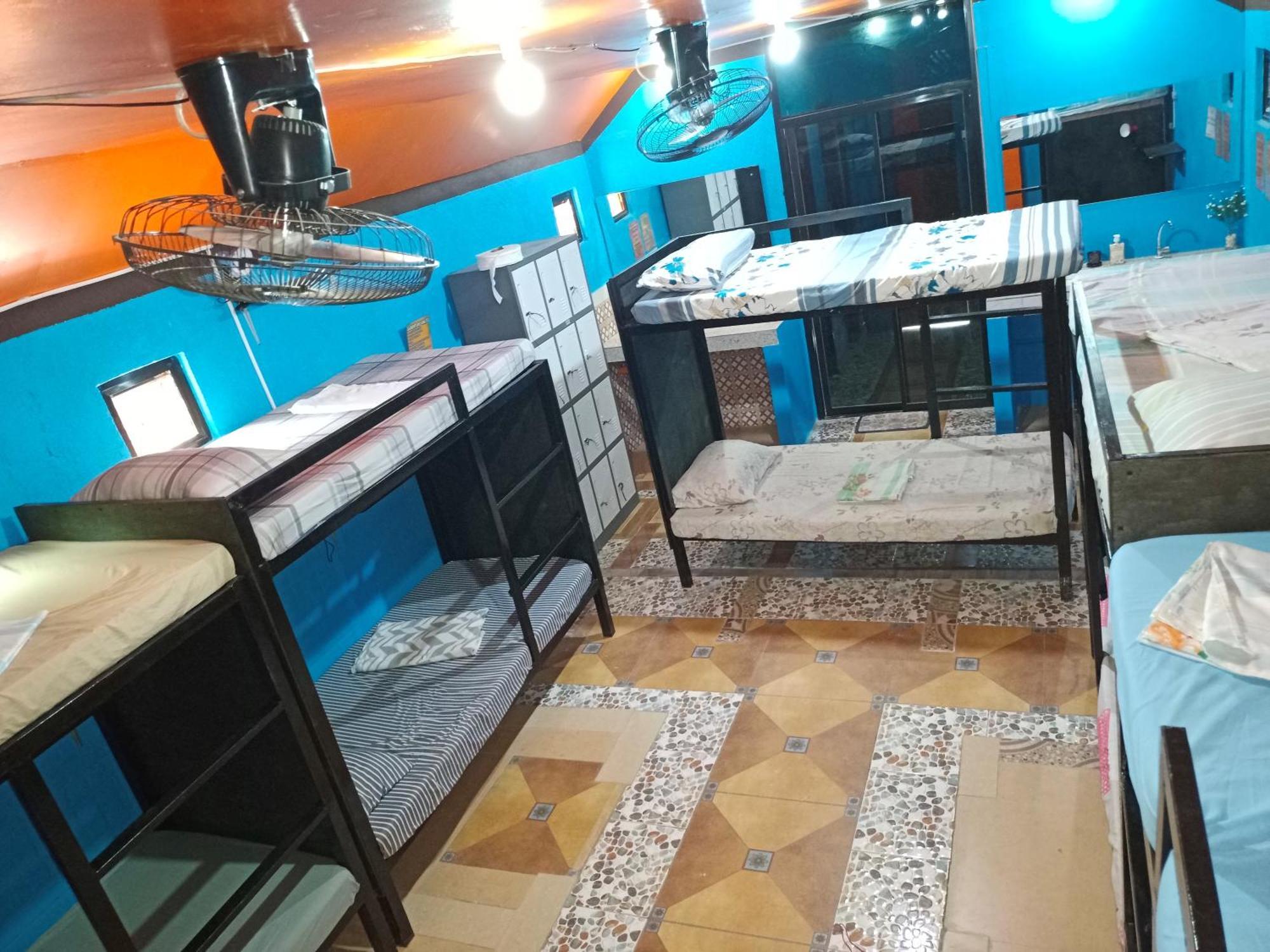 Adrianas Place Panglao Hostel Ngoại thất bức ảnh