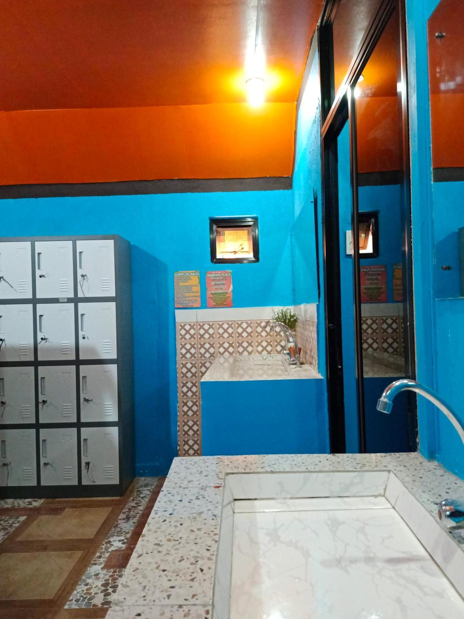 Adrianas Place Panglao Hostel Ngoại thất bức ảnh